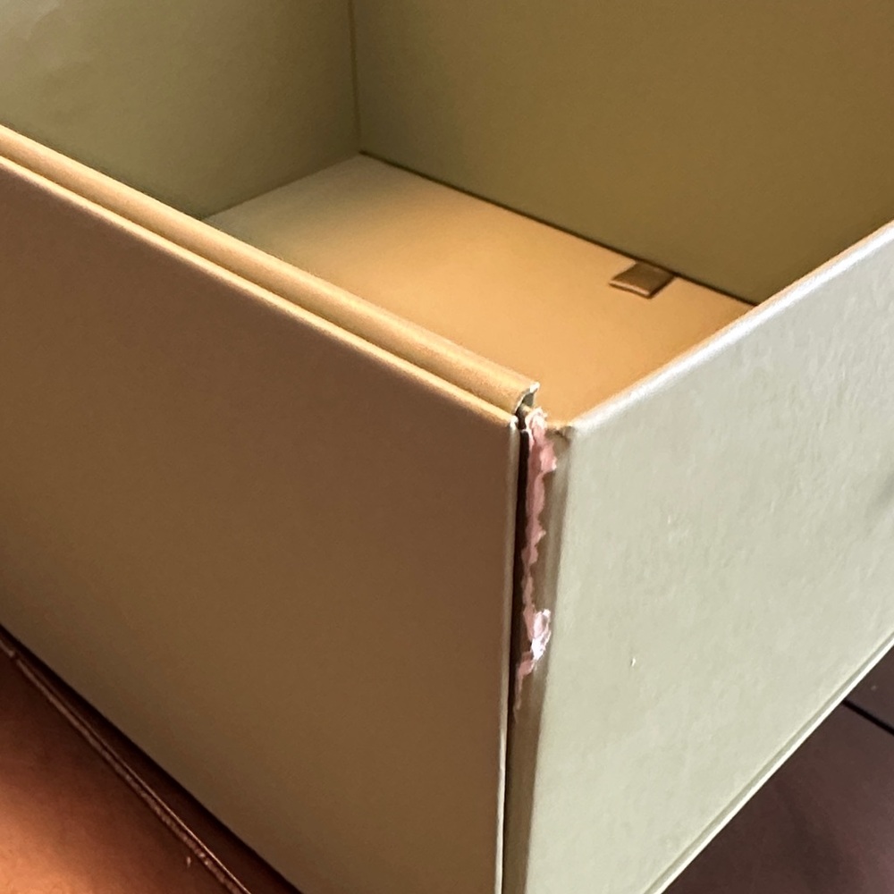 Van Cleef & Arpels Soft Green Box - Picture 2 of 6